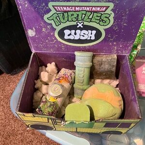Lush July 2024 Exclusive Kitchen Subscription Box New Fresh